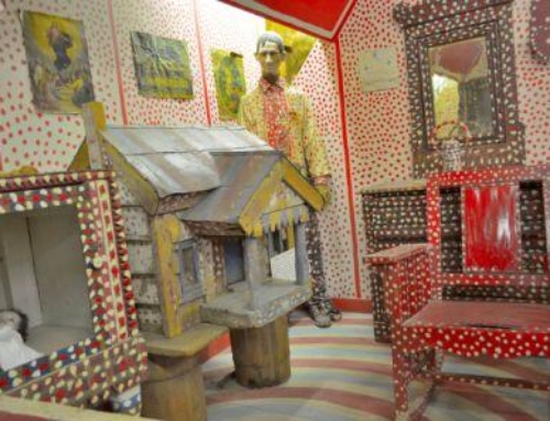 Display Barn – Folk Art